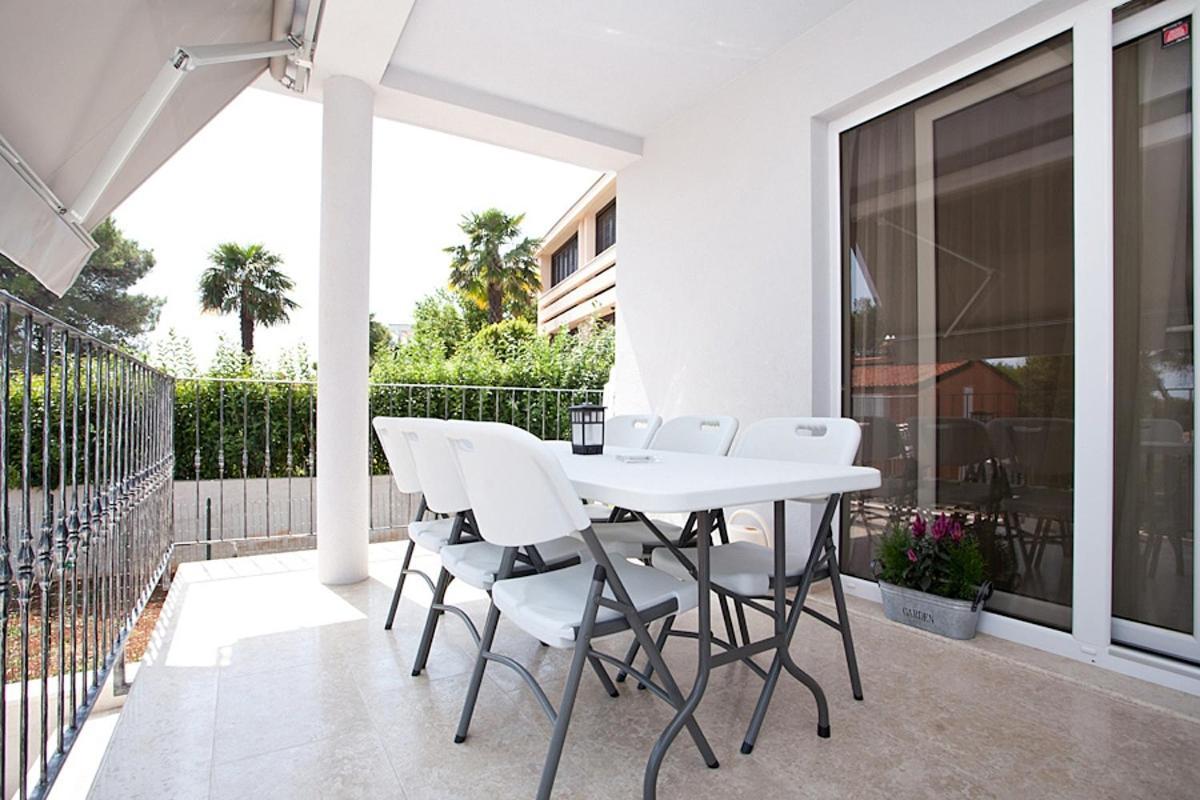 Apartments With A Parking Space Rovinj - 3393 Exterior photo